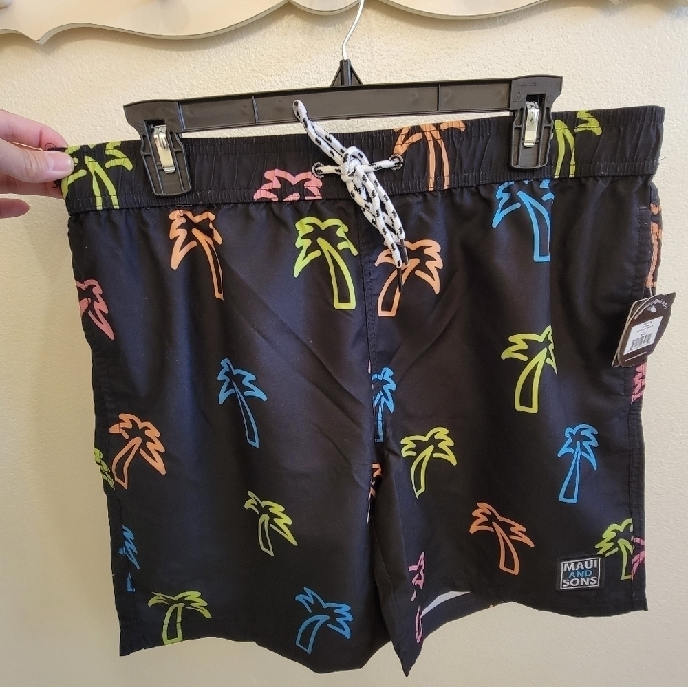 NWT Maui and Sons Men's Swim Shorts